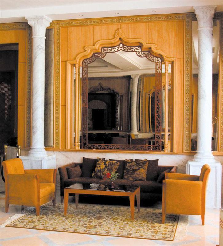 Royal Nozha Hotel